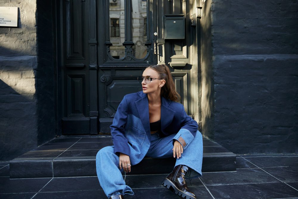 Follow your ART Jeans