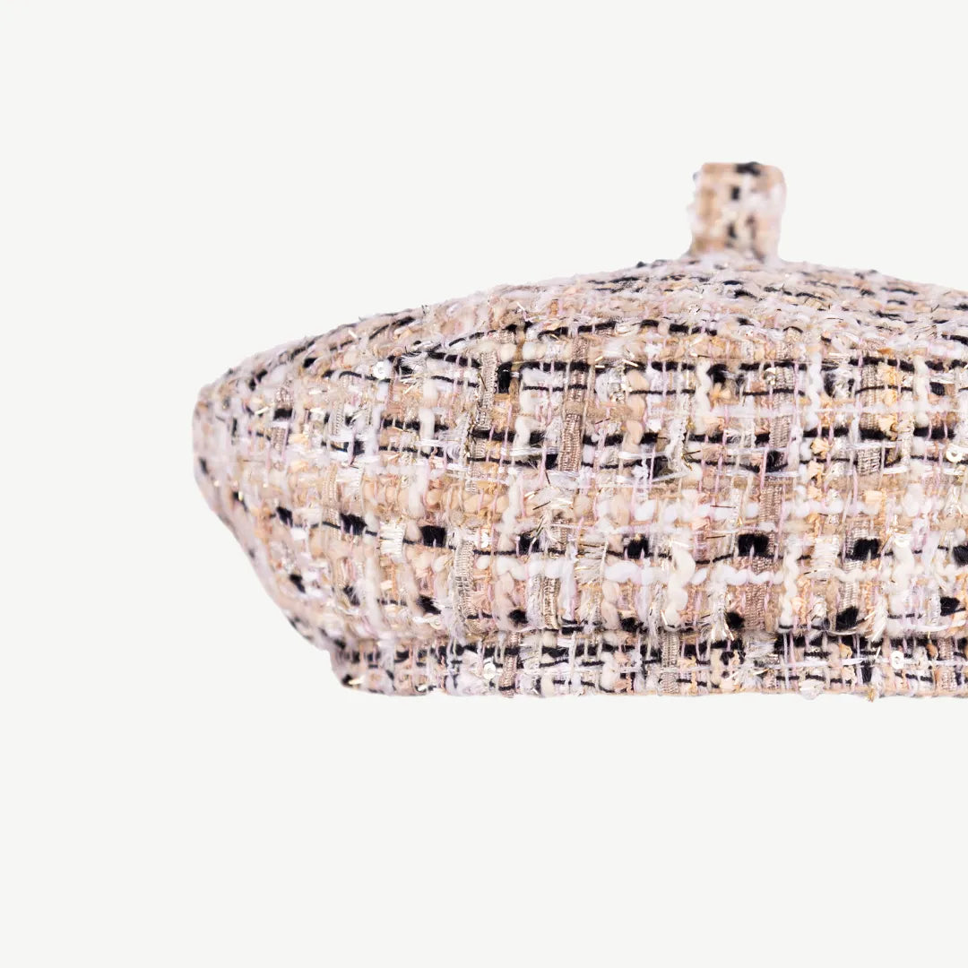Tweed beret with black accents beige