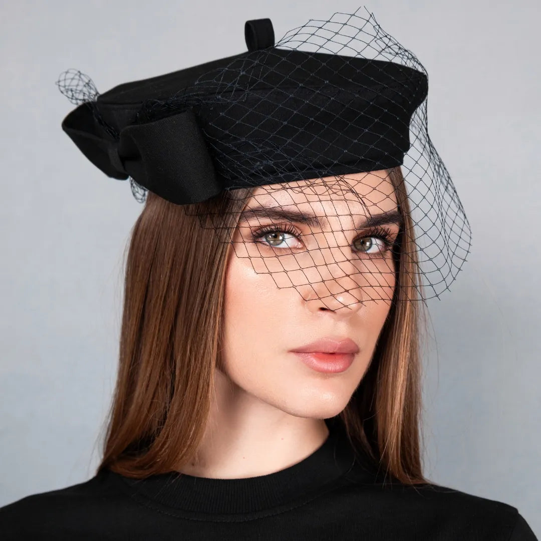 Black dress fabric beret with bow and veil