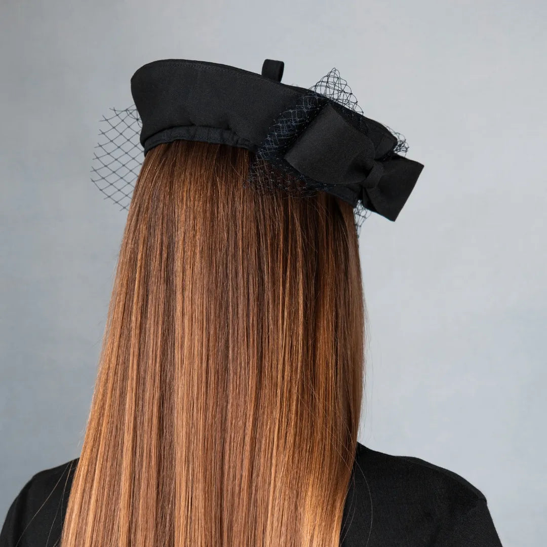 Black dress fabric beret with bow and veil