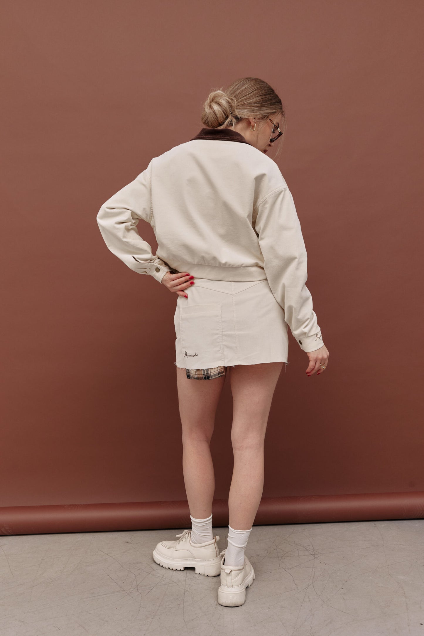 Velvet skirt