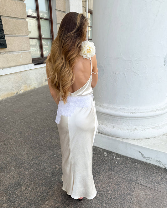 Silk midi dress with an open back