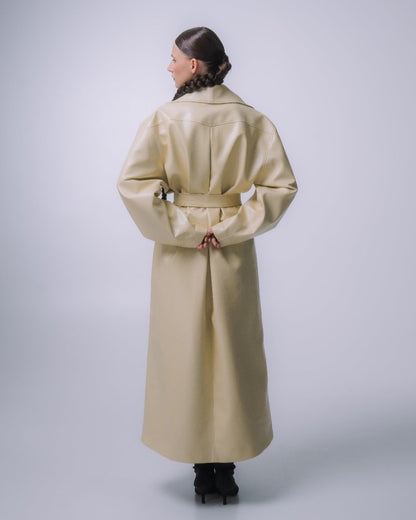 GRAPHIC FAUX LEATHER COLLAR COAT IN MILK