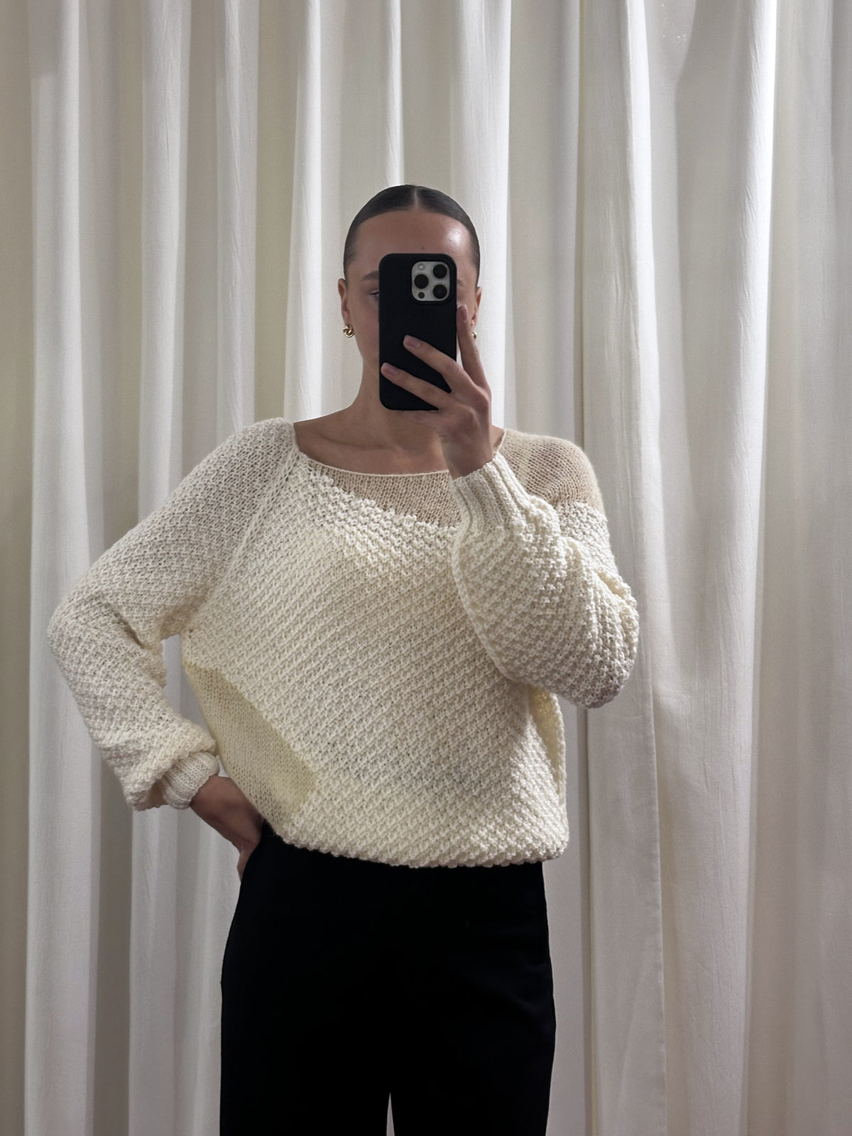 Комбінований светр із бейбі альпакою та шовком, Молочний — Aura Atelier