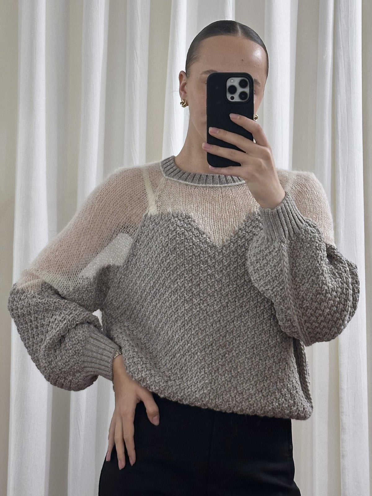 Комбінований светр із контрастною кокеткою, Сірий / молочний — Aura Atelier