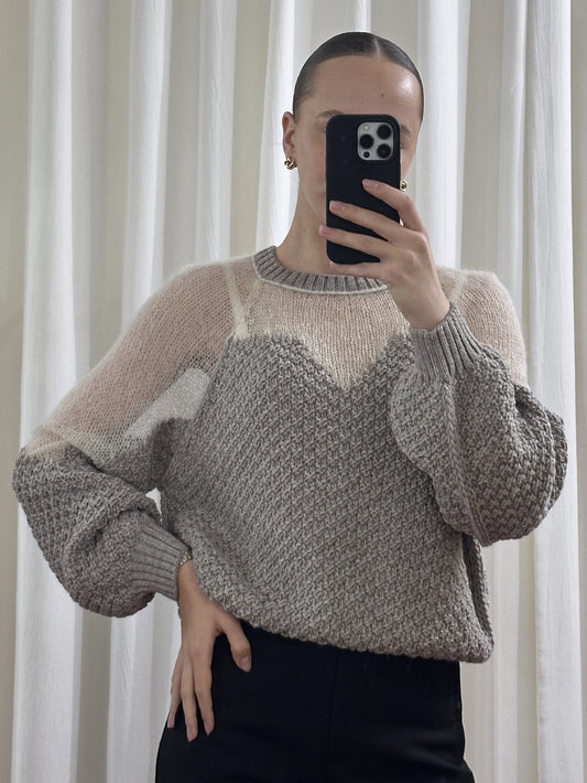 Комбінований светр із контрастною кокеткою, Сірий / молочний — Aura Atelier
