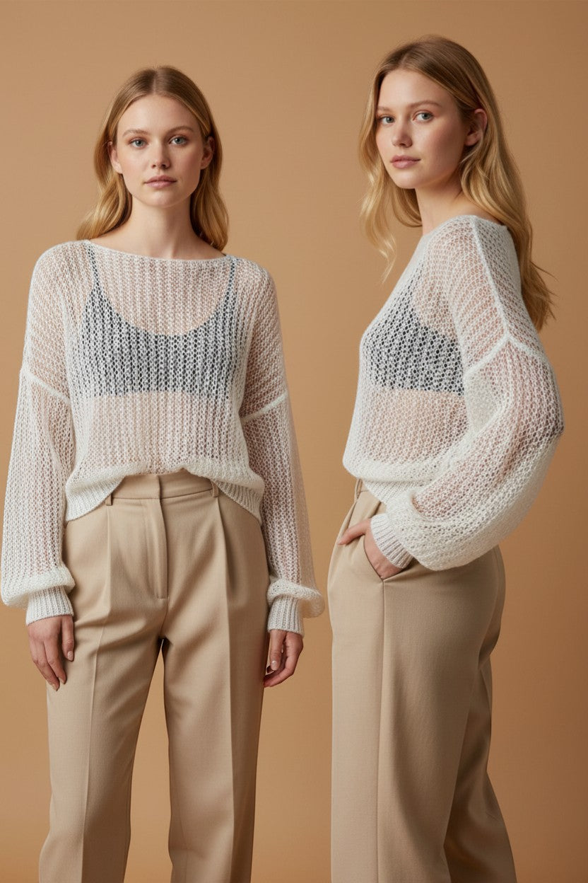 Stassia 12 white mohair knit sweater with a loose fit and wide sleeves, perfect for a cozy and stylish look.